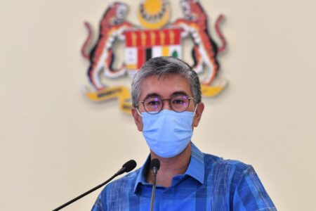 Tengku Zafrul می گوید: ممکن است مقادیر آستانه NRP که برای لغو محدودیتها و رفتن با فازهای بعدی طرح ملی بهبود استفاده میشود ، با افزایش میزان واکسیناسیون تغییر کند