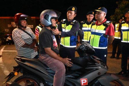 JPJ به دنبال ریشه کن کردن رانندگی خارجی ها در جاده های مالزی بدون گواهینامه مالزی است